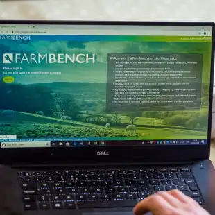 Richard Ling Monitor Farming0090 (1)