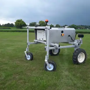 RoamIO-HCW-Farming-Robot-4-2048x1152